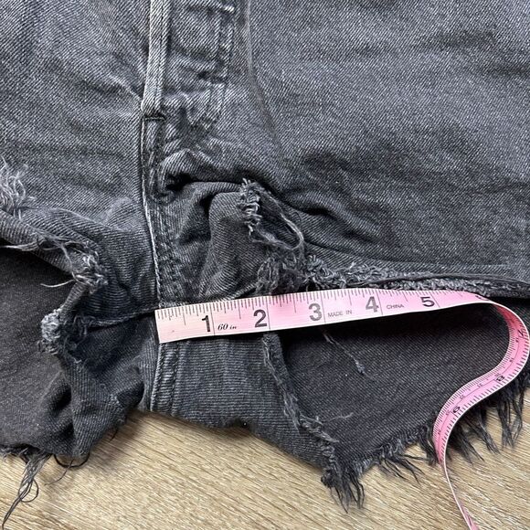 LEVI’S | 501 Black Cutoff Shorts Size 29 - Picture 5 of 7
